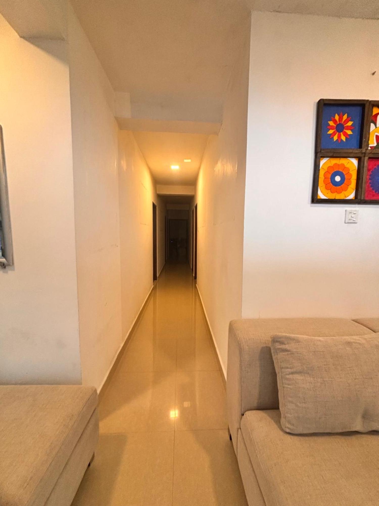 Shiny View Hotel Нувара Елия Екстериор снимка